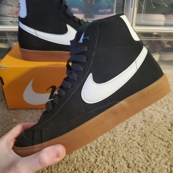 NIKE WMNS BLAZER MID '77 SUEDE BLACK BRAND NEW SZ 6 W - Picture 2 of 6